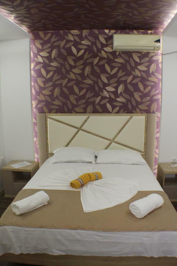 Hotel Casa Hena à Ulcinj Extérieur photo
